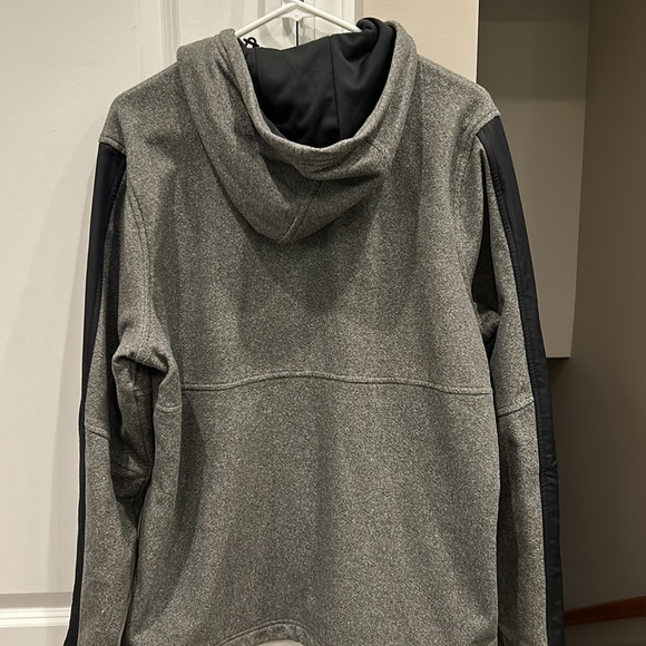 Large 1/4 Zip Under Armour Hooded Pullover - Picture 3 of 4